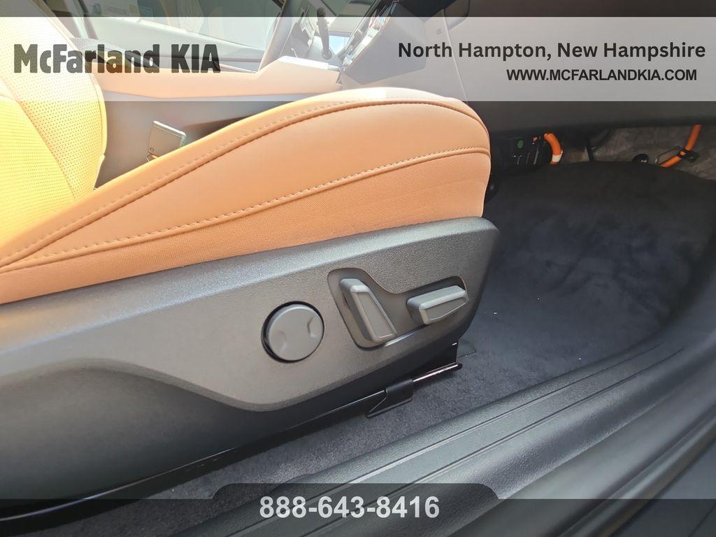 new 2025 Kia EV6 car, priced at $43,085