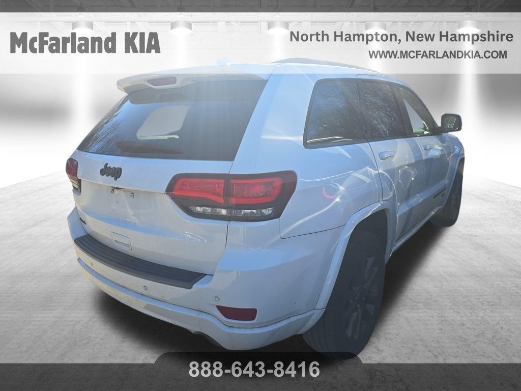 used 2017 Jeep Grand Cherokee car, priced at $15,298