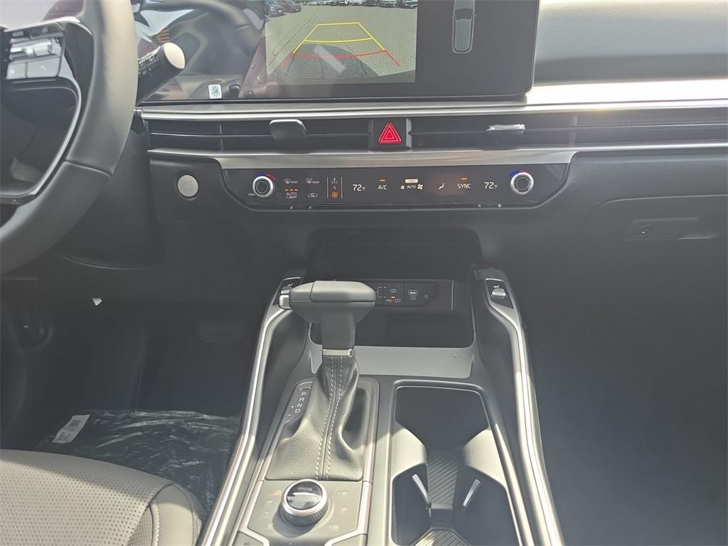 new 2026 Kia Sorento car, priced at $39,833