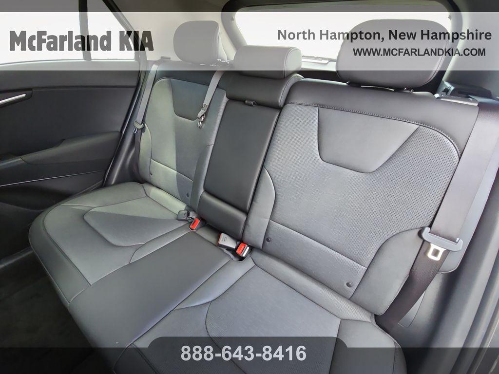 new 2025 Kia Niro car, priced at $29,711