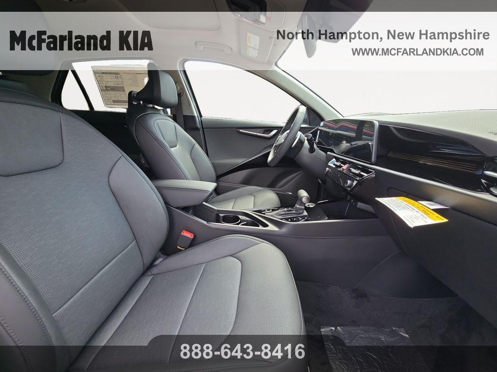 new 2025 Kia Niro car, priced at $29,711