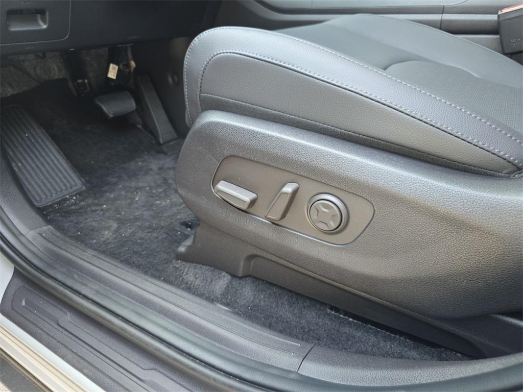 new 2026 Kia Carnival car, priced at $49,149