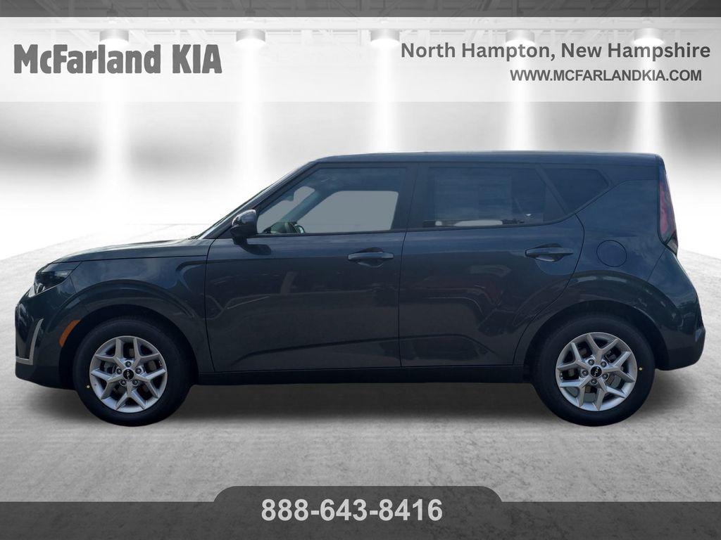 new 2025 Kia Soul car, priced at $19,981