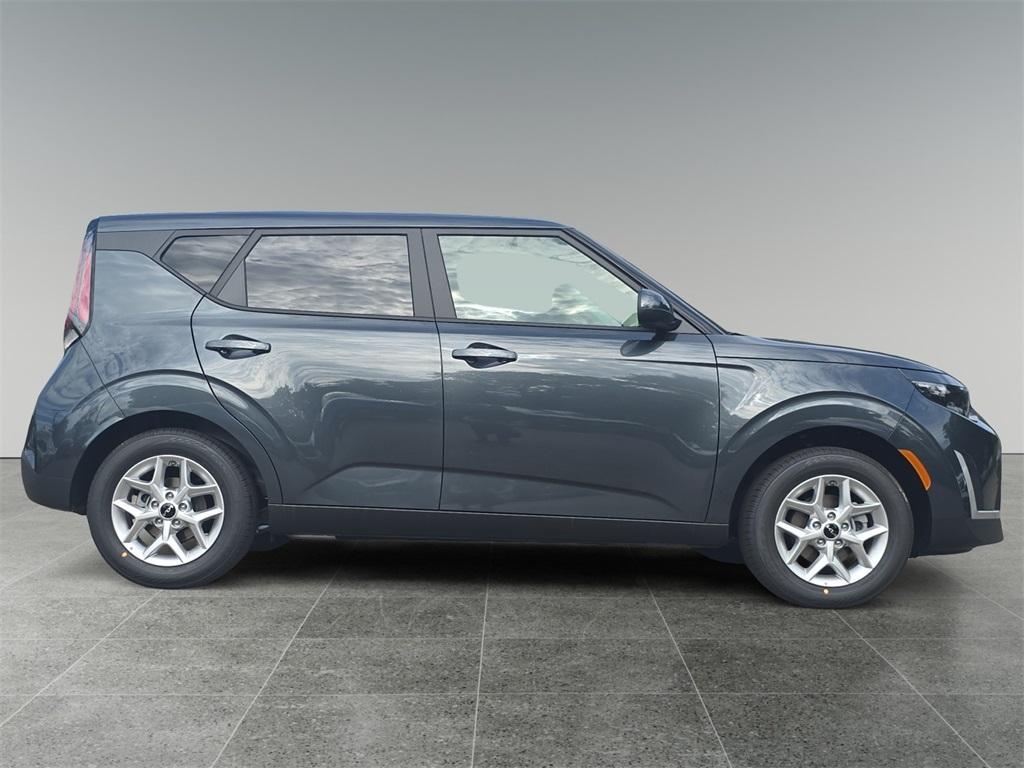 new 2025 Kia Soul car, priced at $20,432