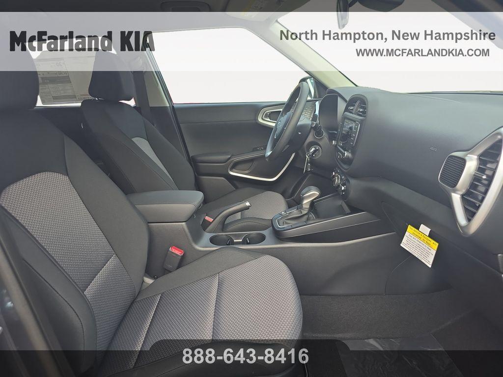 new 2025 Kia Soul car, priced at $19,981