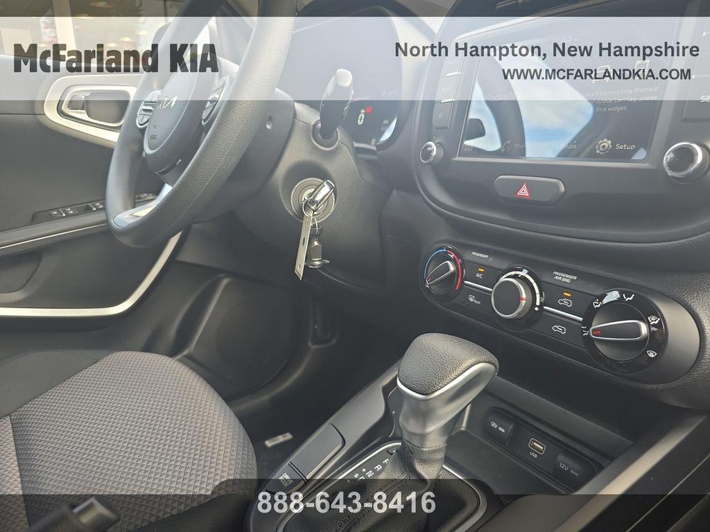 new 2025 Kia Soul car, priced at $19,981