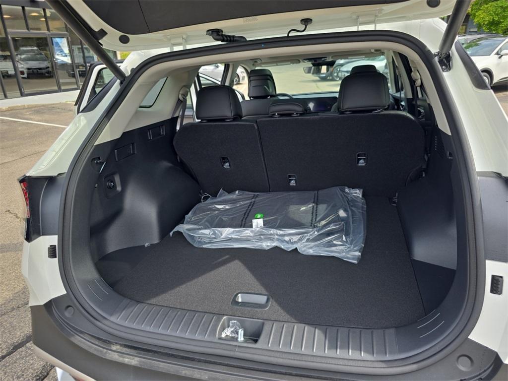 new 2025 Kia Sportage Hybrid car, priced at $30,450
