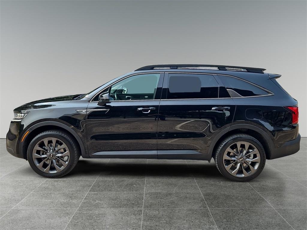 used 2021 Kia Sorento car, priced at $25,903