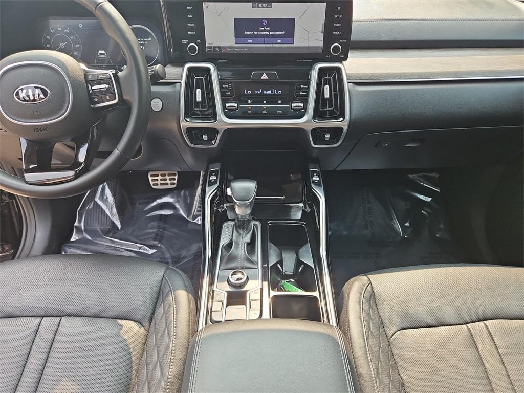 used 2021 Kia Sorento car, priced at $25,903