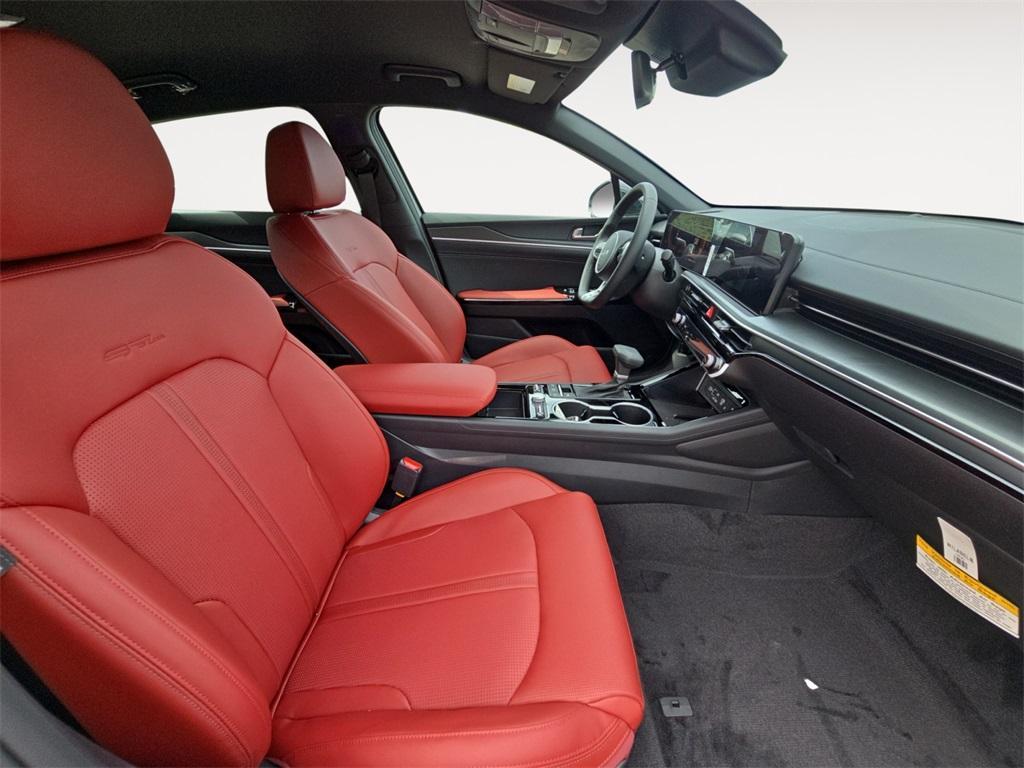 new 2026 Kia K5 car, priced at $30,144