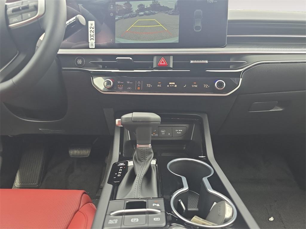 new 2026 Kia K5 car, priced at $30,144