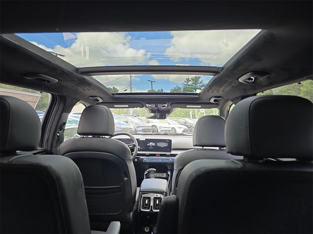 new 2026 Kia Sorento car, priced at $45,633