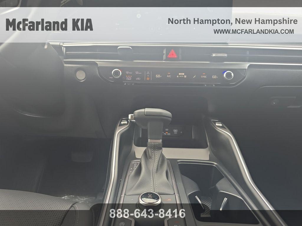 new 2025 Kia Sorento car, priced at $31,920