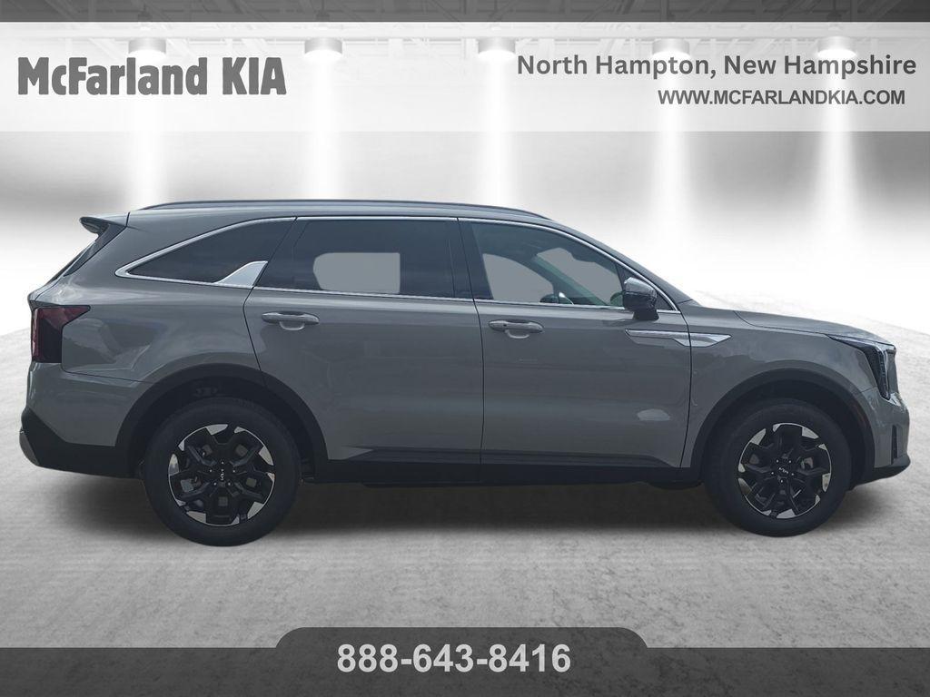 new 2025 Kia Sorento car, priced at $31,920