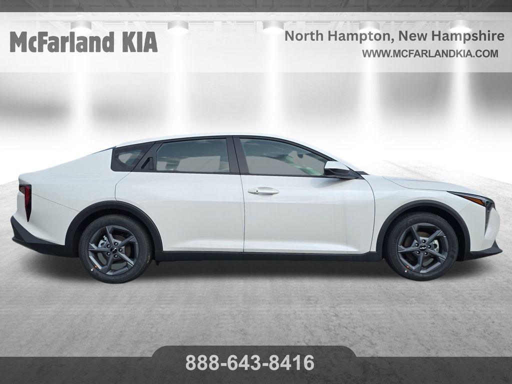 new 2025 Kia K4 car, priced at $22,570