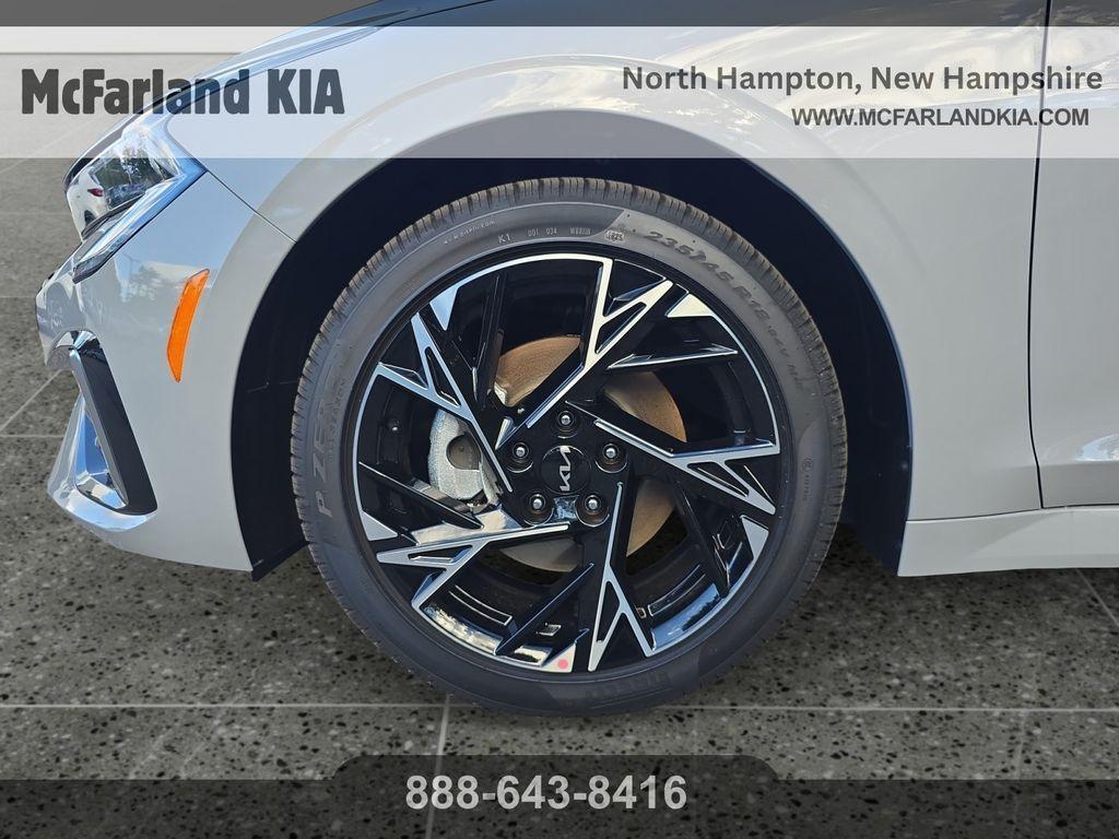 new 2026 Kia K5 car, priced at $29,123