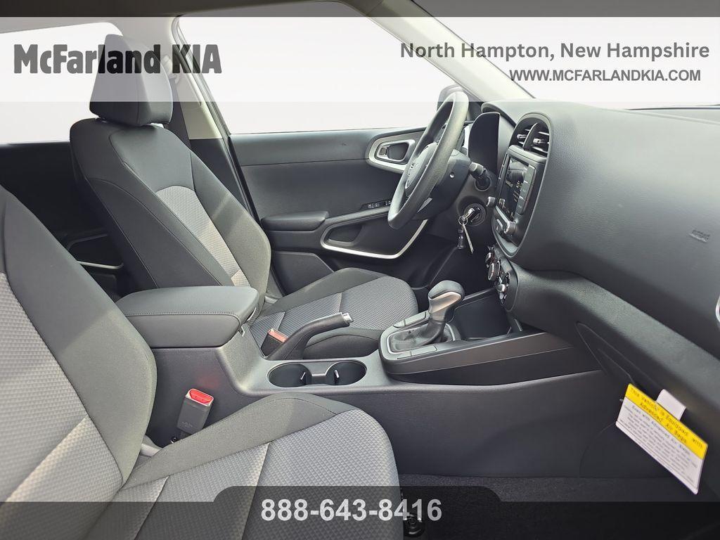 new 2025 Kia Soul car, priced at $20,302