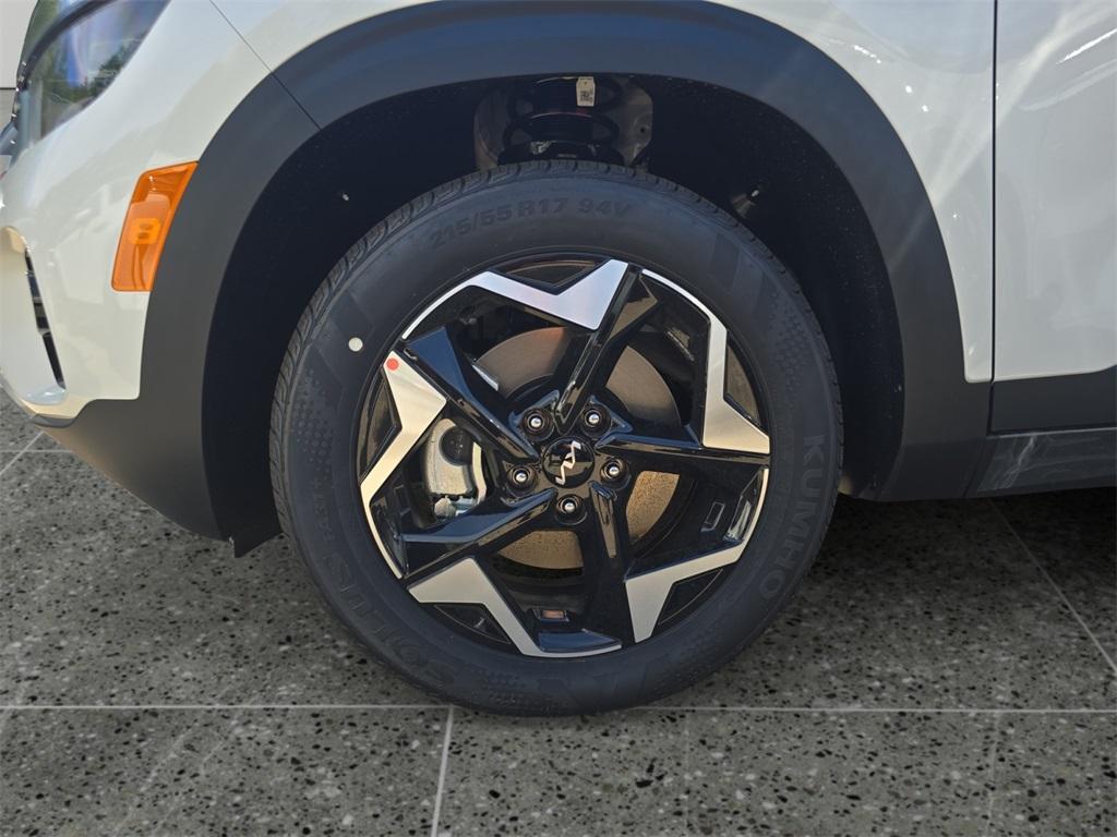 new 2025 Kia Seltos car, priced at $25,237