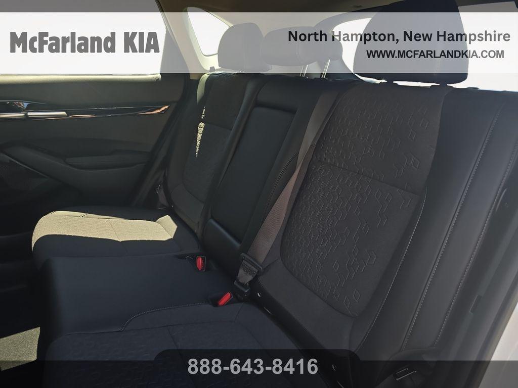 new 2025 Kia Seltos car, priced at $23,803