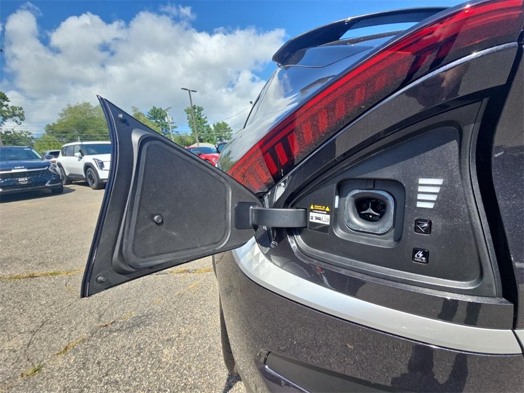 new 2025 Kia EV6 car, priced at $35,015