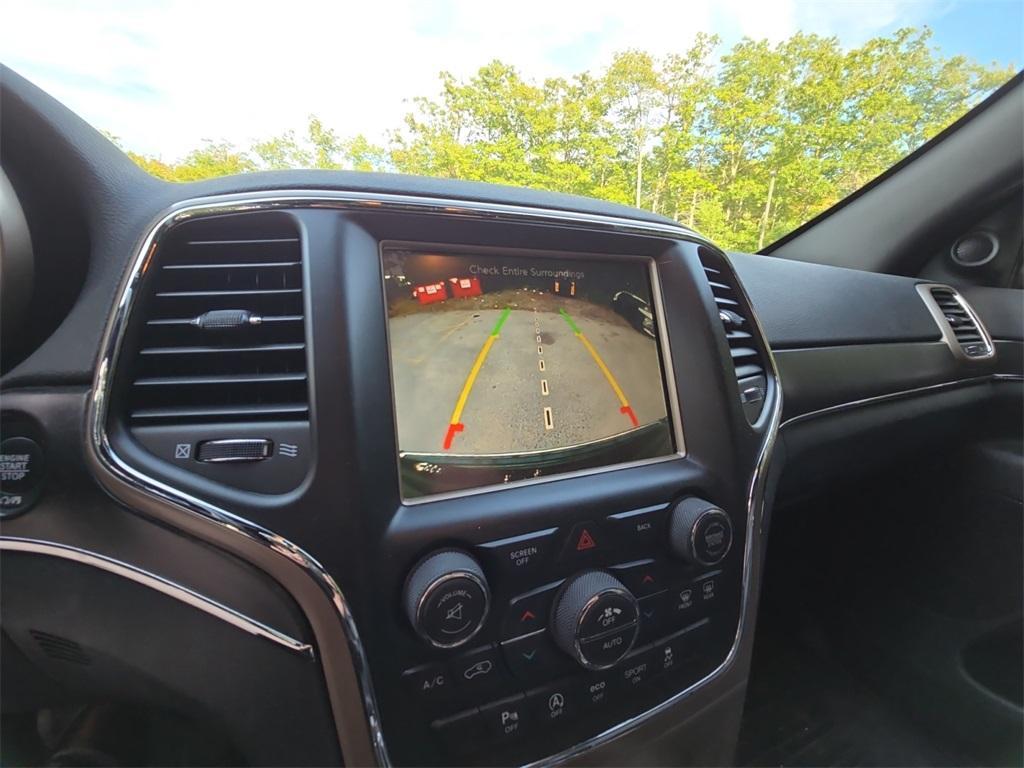 used 2017 Jeep Grand Cherokee car, priced at $13,998