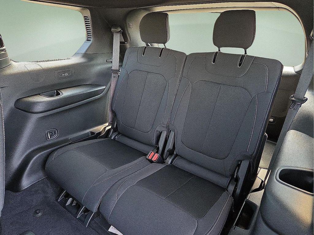 new 2025 Jeep Grand Cherokee L car, priced at $41,504