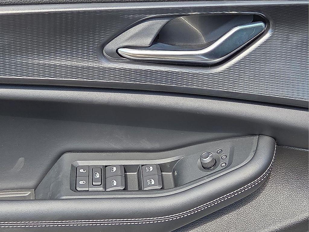 new 2025 Jeep Grand Cherokee L car, priced at $41,504