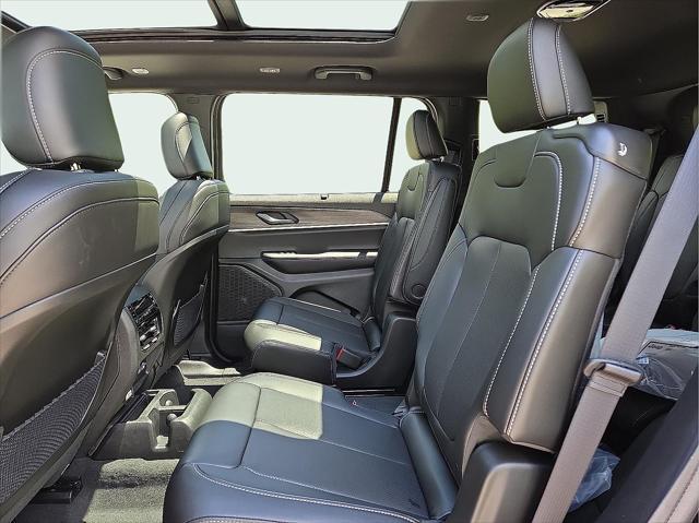 new 2025 Jeep Grand Cherokee L car, priced at $50,049