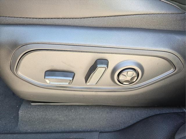 new 2025 Jeep Grand Cherokee L car, priced at $50,049