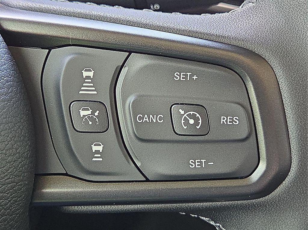 new 2025 Jeep Gladiator car, priced at $46,017