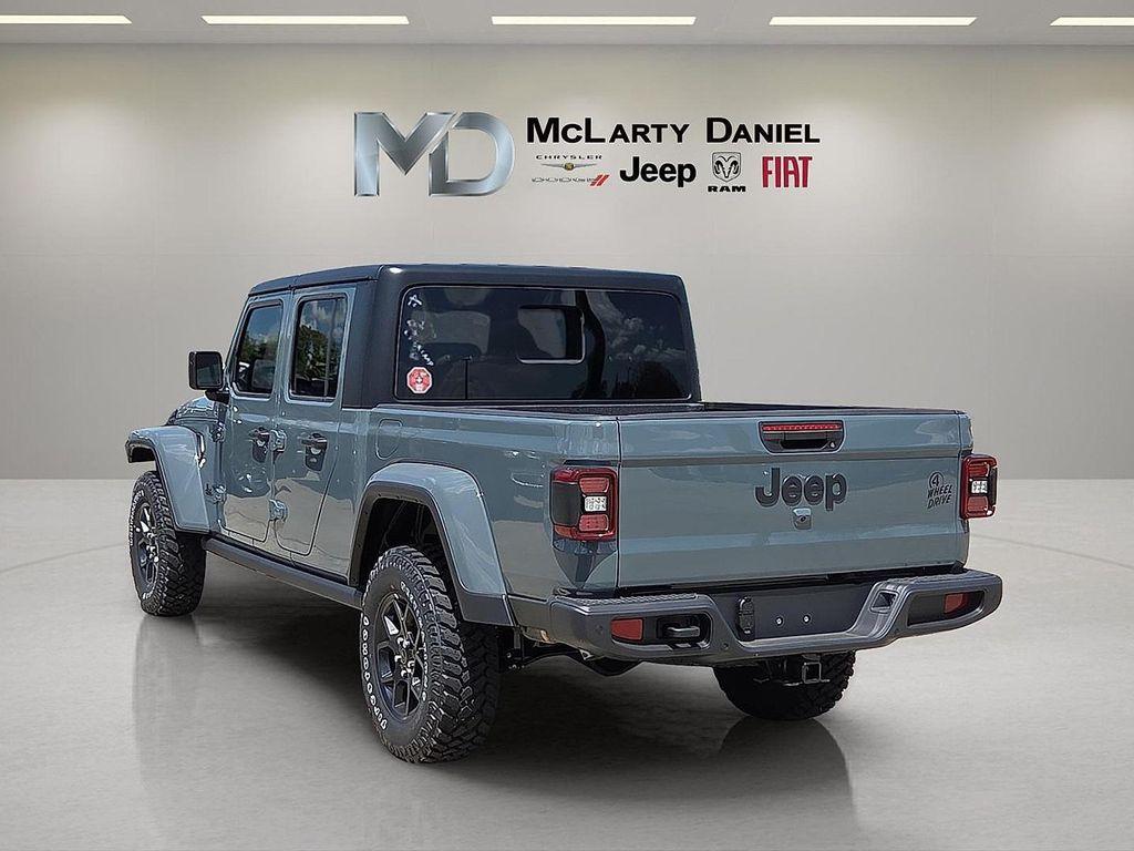 new 2025 Jeep Gladiator car, priced at $46,017