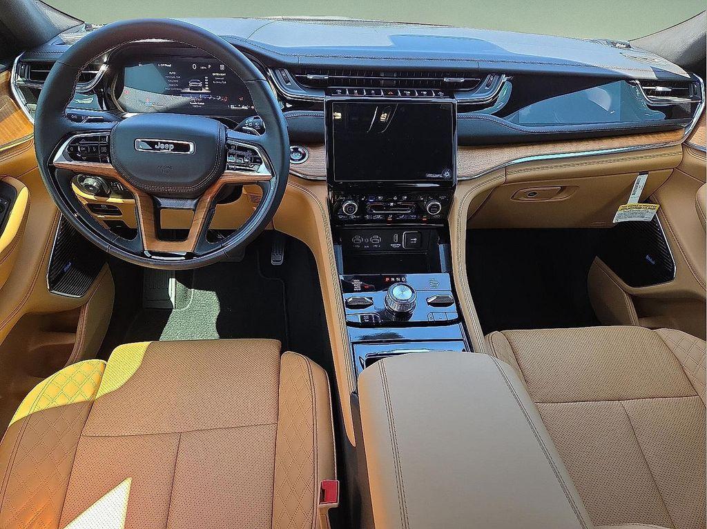 new 2025 Jeep Grand Cherokee L car, priced at $66,886