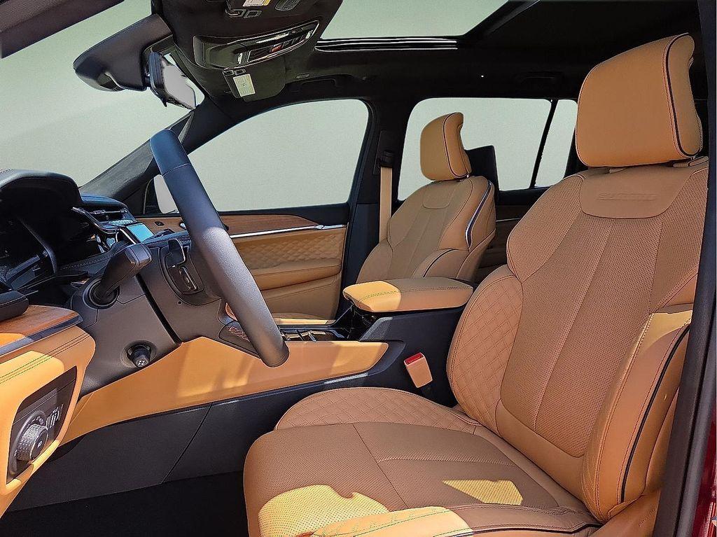 new 2025 Jeep Grand Cherokee L car, priced at $66,886