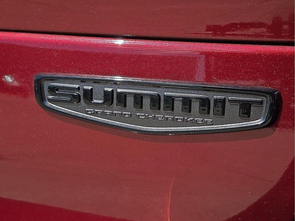 new 2025 Jeep Grand Cherokee L car, priced at $66,886