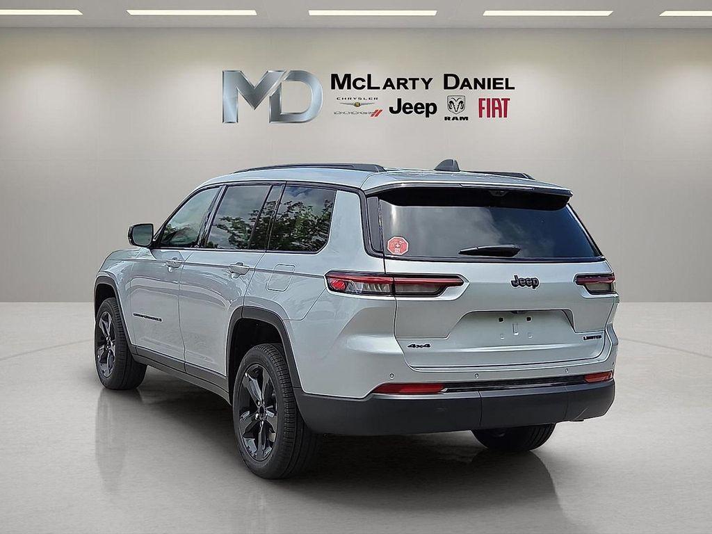 new 2025 Jeep Grand Cherokee L car, priced at $51,217