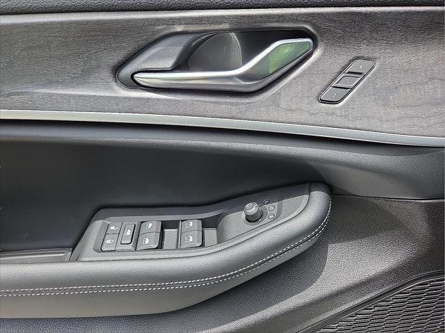 new 2025 Jeep Grand Cherokee L car, priced at $50,049