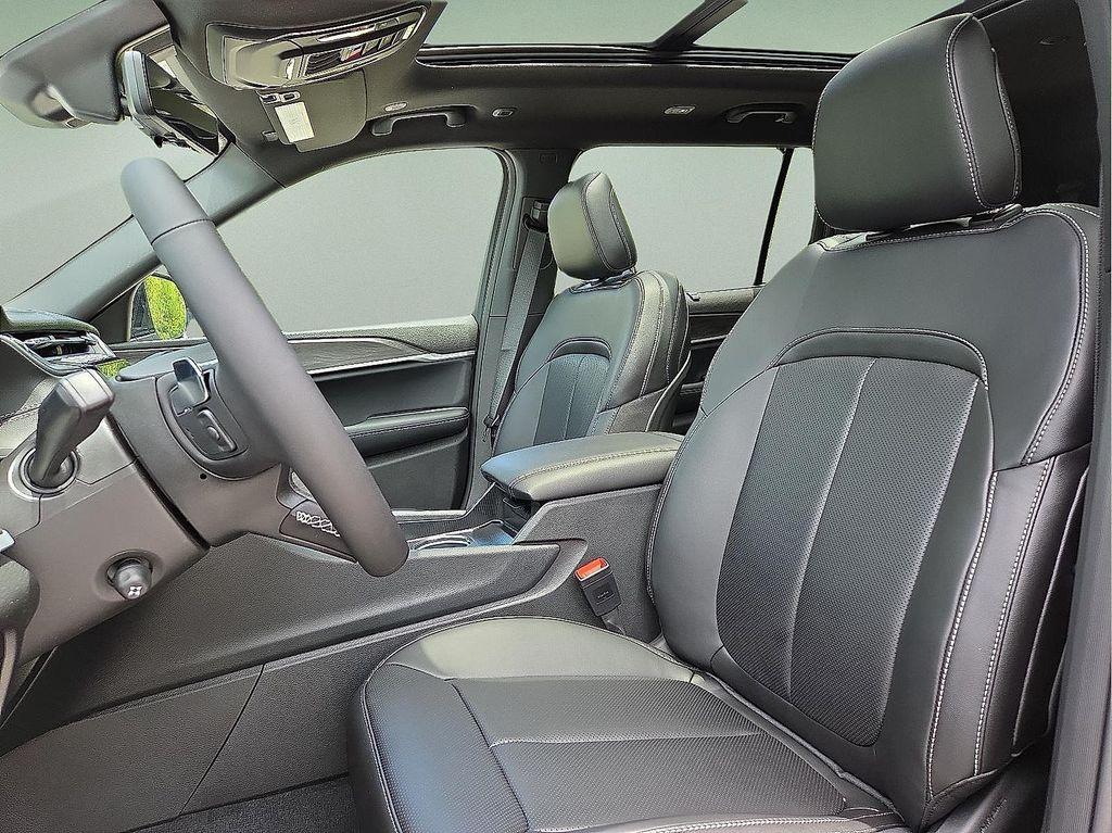 new 2025 Jeep Grand Cherokee L car, priced at $51,217