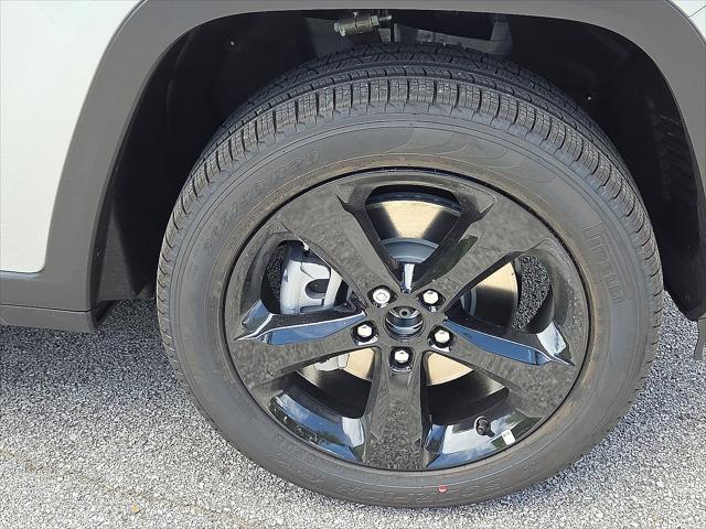 new 2025 Jeep Grand Cherokee L car, priced at $50,049