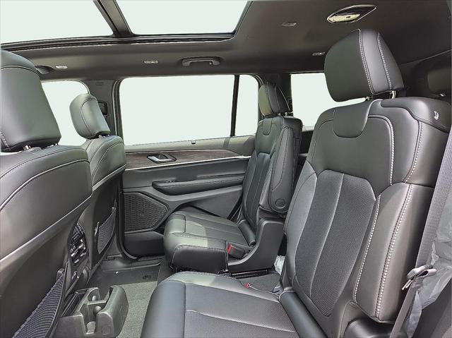 new 2025 Jeep Grand Cherokee L car, priced at $50,049