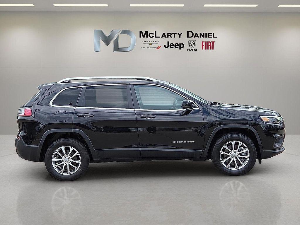used 2021 Jeep Cherokee car, priced at $22,686