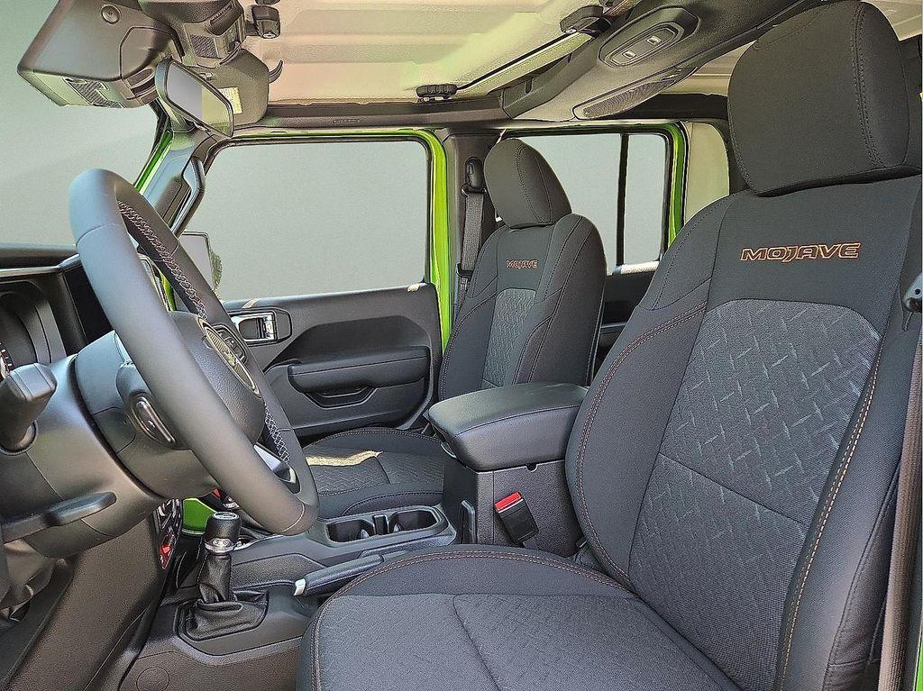 new 2025 Jeep Gladiator car, priced at $50,736
