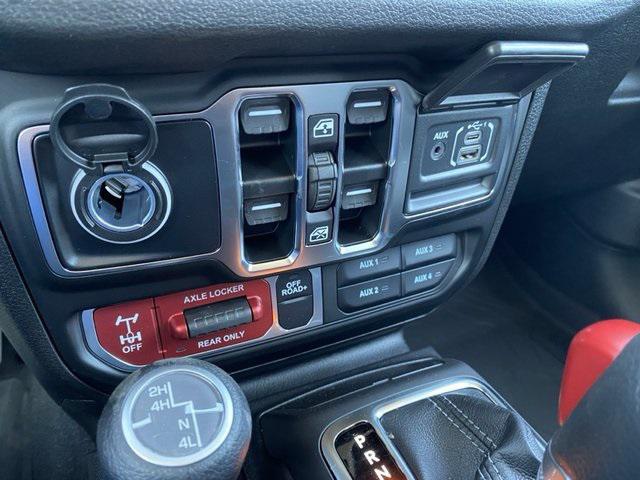 new 2025 Jeep Gladiator car, priced at $50,227
