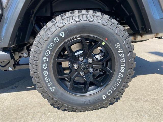 new 2025 Jeep Gladiator car, priced at $53,630