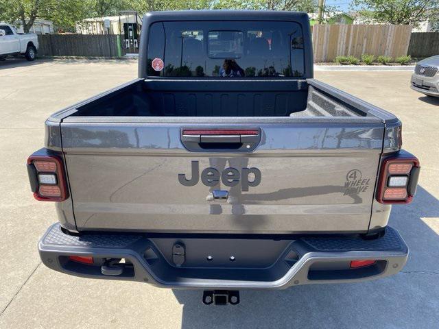 new 2025 Jeep Gladiator car, priced at $50,227