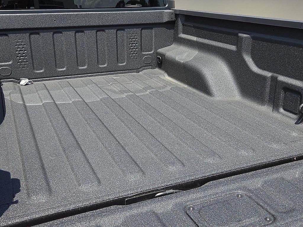 new 2025 Jeep Gladiator car, priced at $46,017