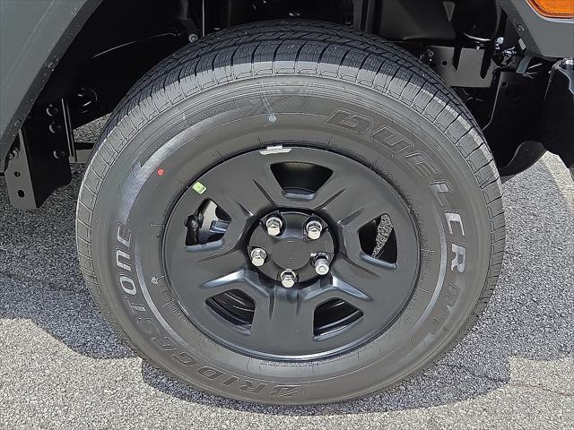 new 2025 Jeep Gladiator car, priced at $39,372