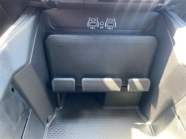 new 2025 Ram 2500 car, priced at $67,685