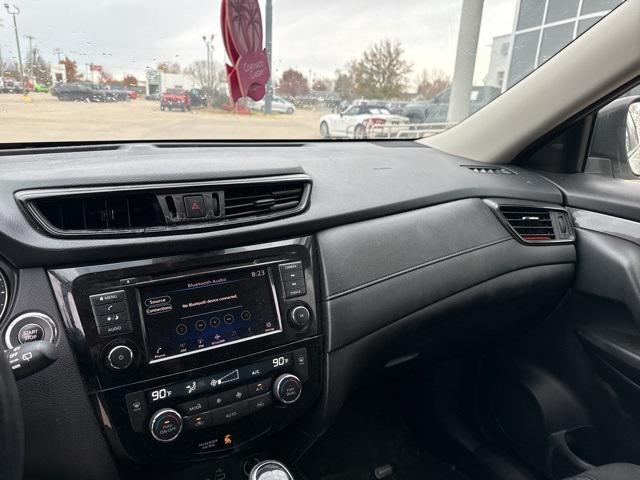 used 2019 Nissan Rogue car, priced at $17,862