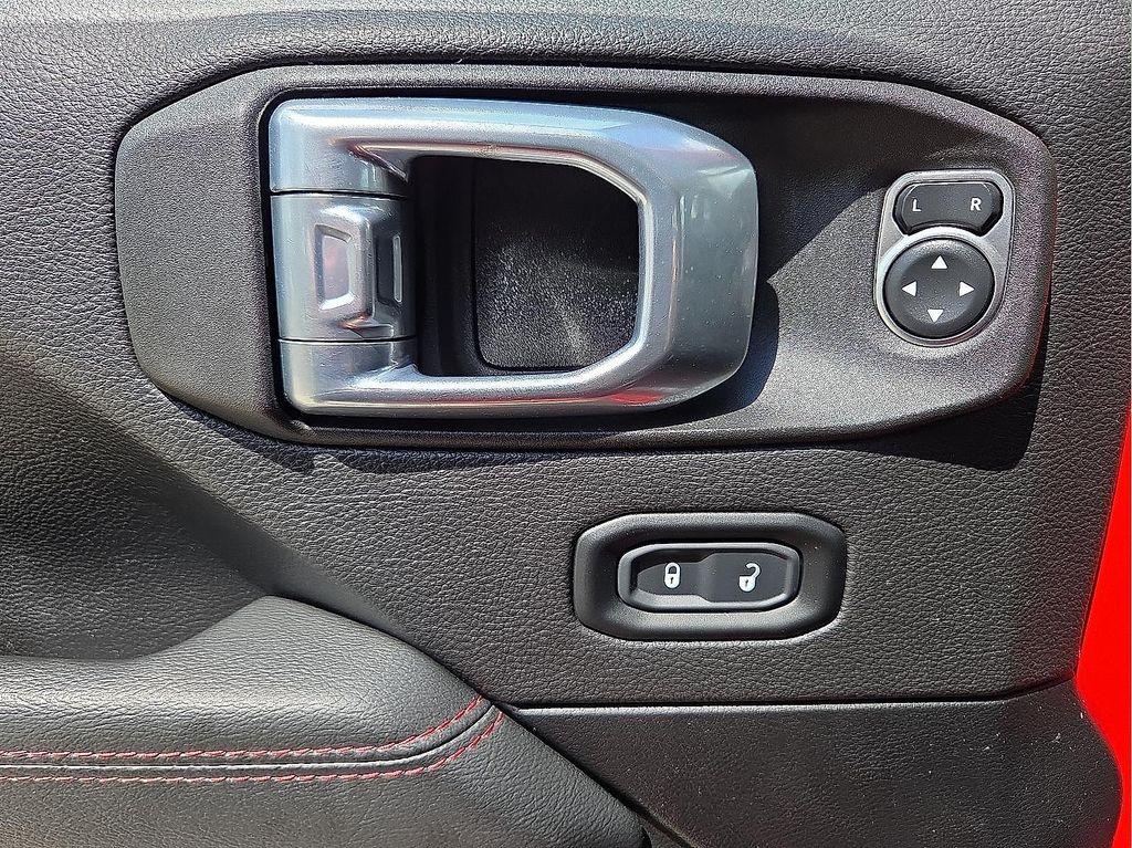 used 2021 Jeep Wrangler Unlimited car, priced at $35,768