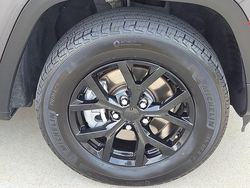 used 2024 Jeep Grand Cherokee L car, priced at $31,914